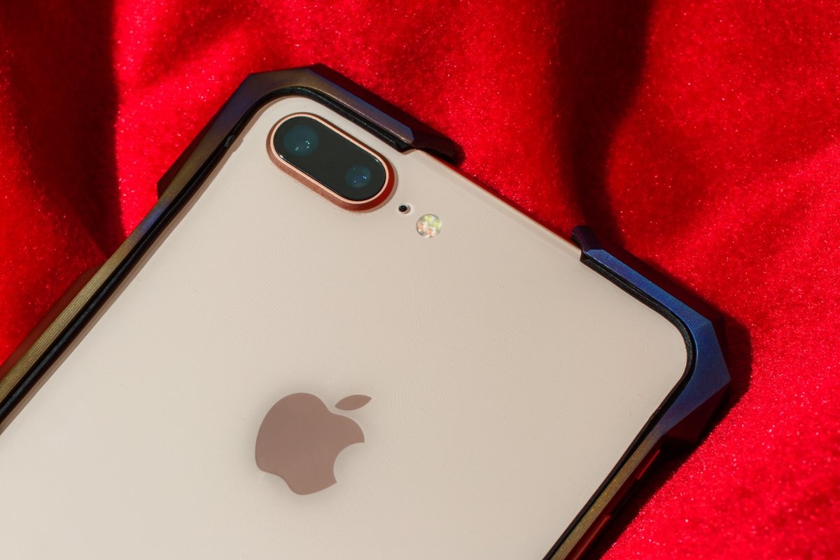 Ốp viền iPhone ảnh 7 Op vien iPhone anh 7