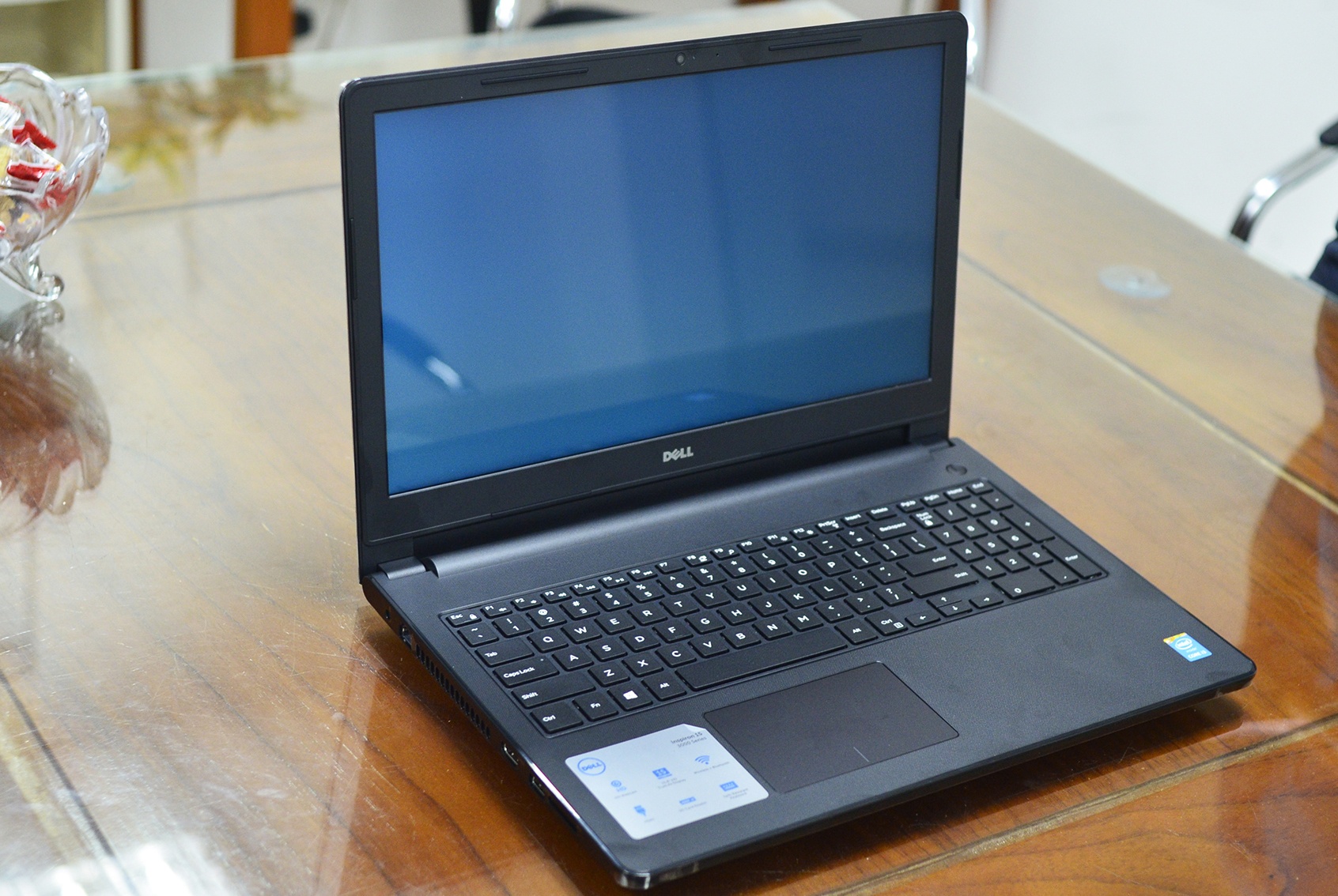 Nhung mau laptop gia re danh cho sinh vien hinh anh