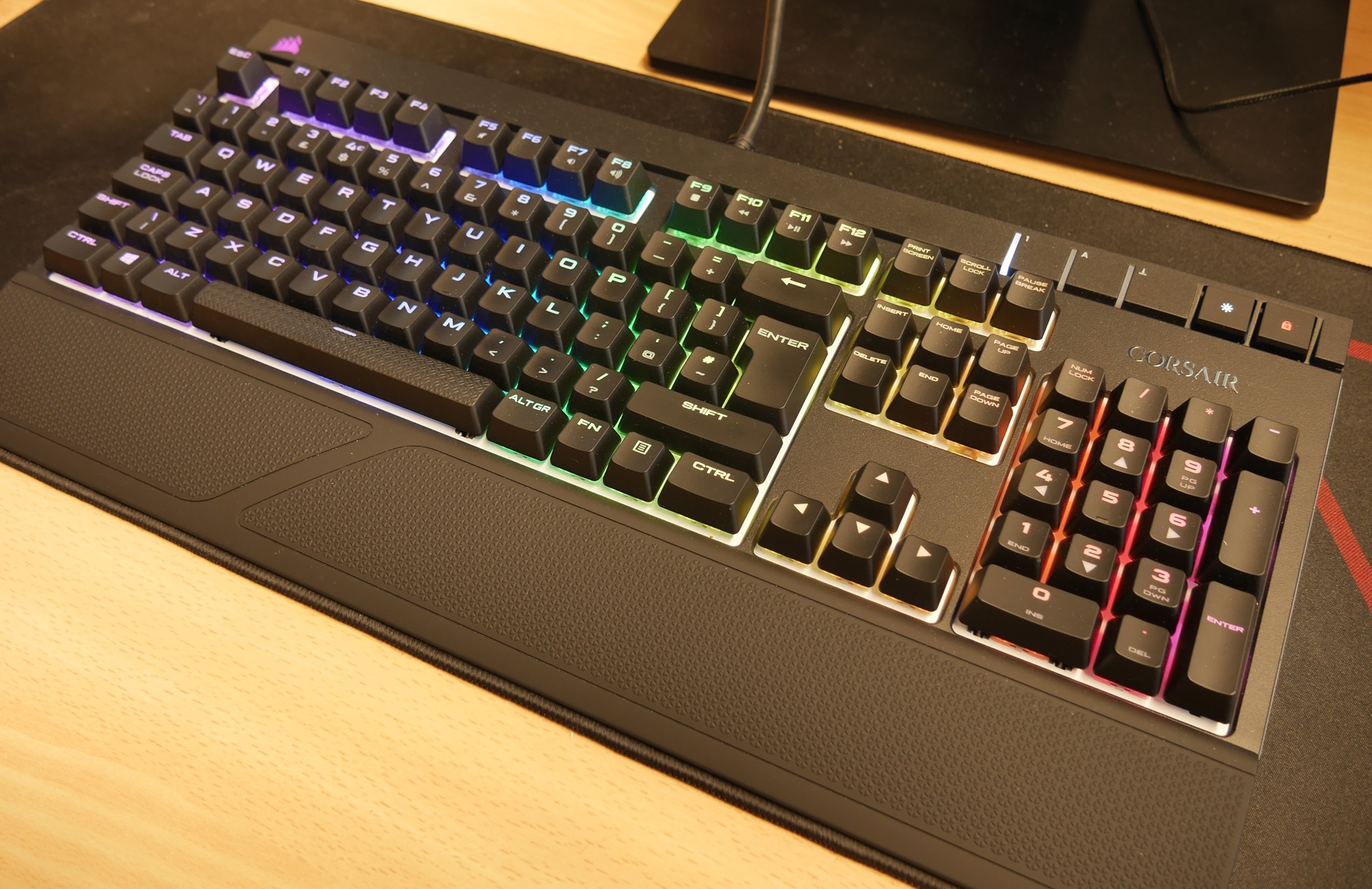 Ban phim co danh rieng game thu anh 8