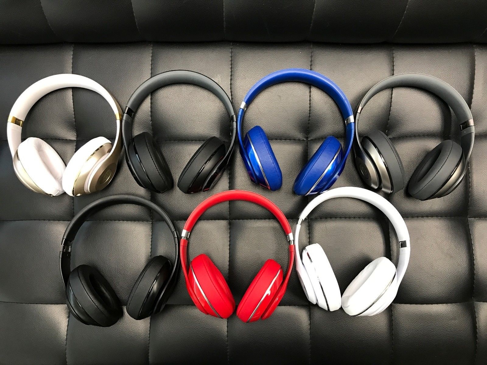 10 mau tai nghe gia tot ngay Black Friday hinh anh