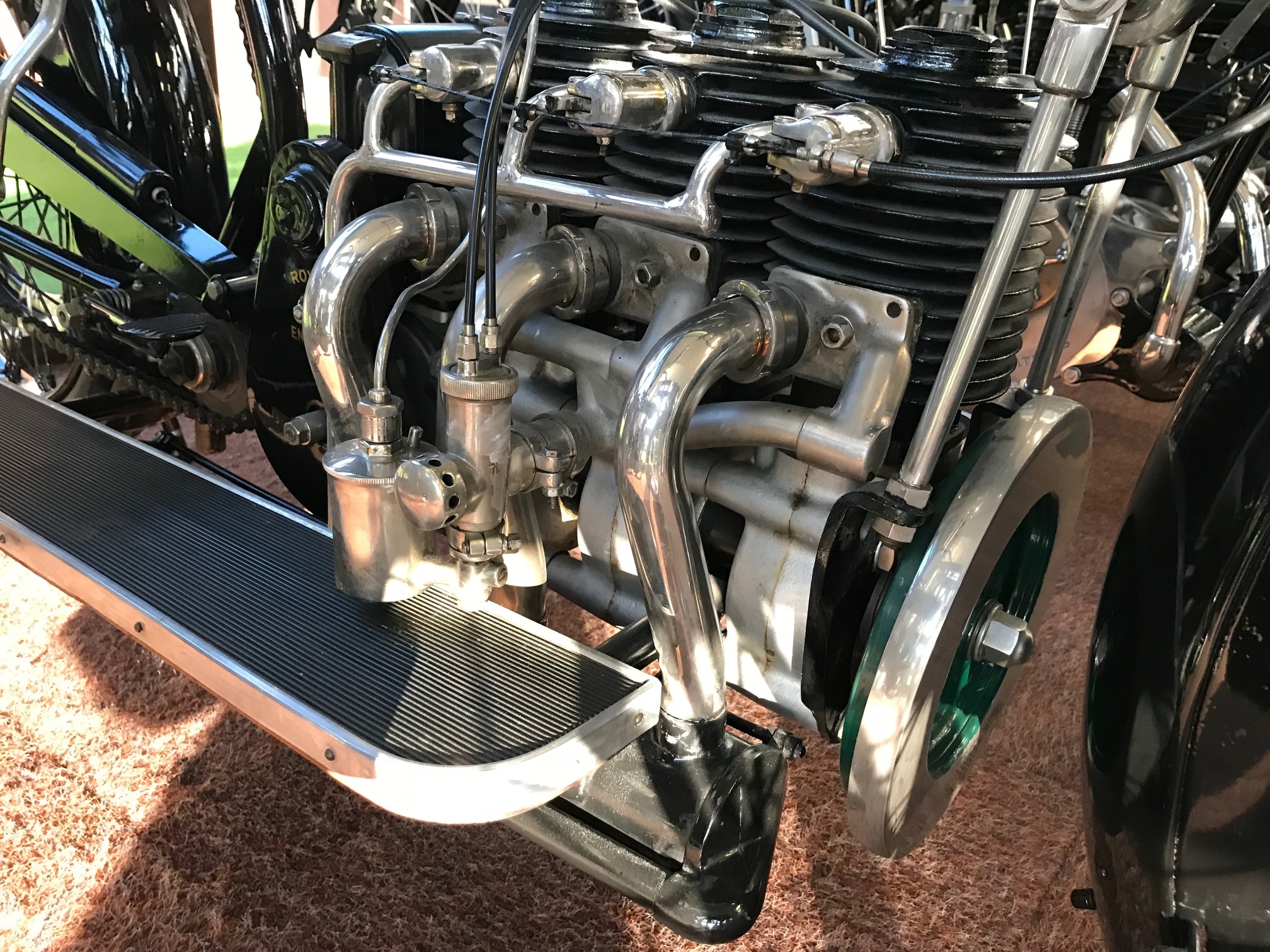 Xe tinh xao tai bao tang moto quoc gia Anh anh 3