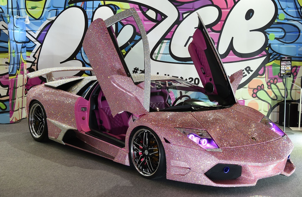 Lamborghini bọc 600.000 viên pha lê ảnh 1 Lamborghini boc 600.000 vien pha le anh 1
