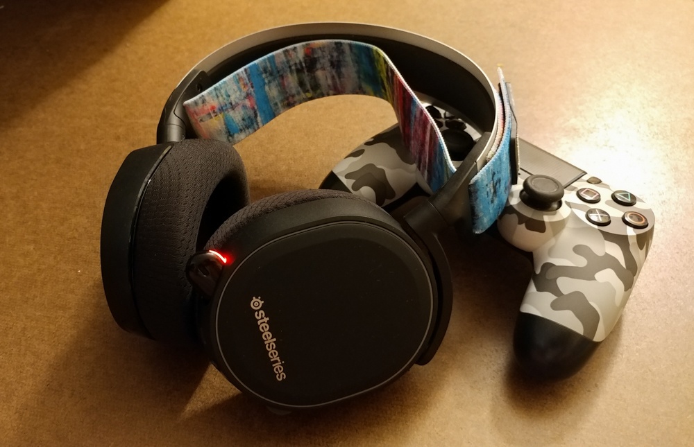 Nhung mon cong nghe game thu nen sam trong nam moi hinh anh