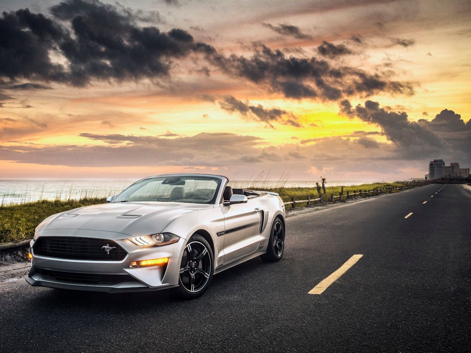 Ford Mustang California Special  2019 anh 6