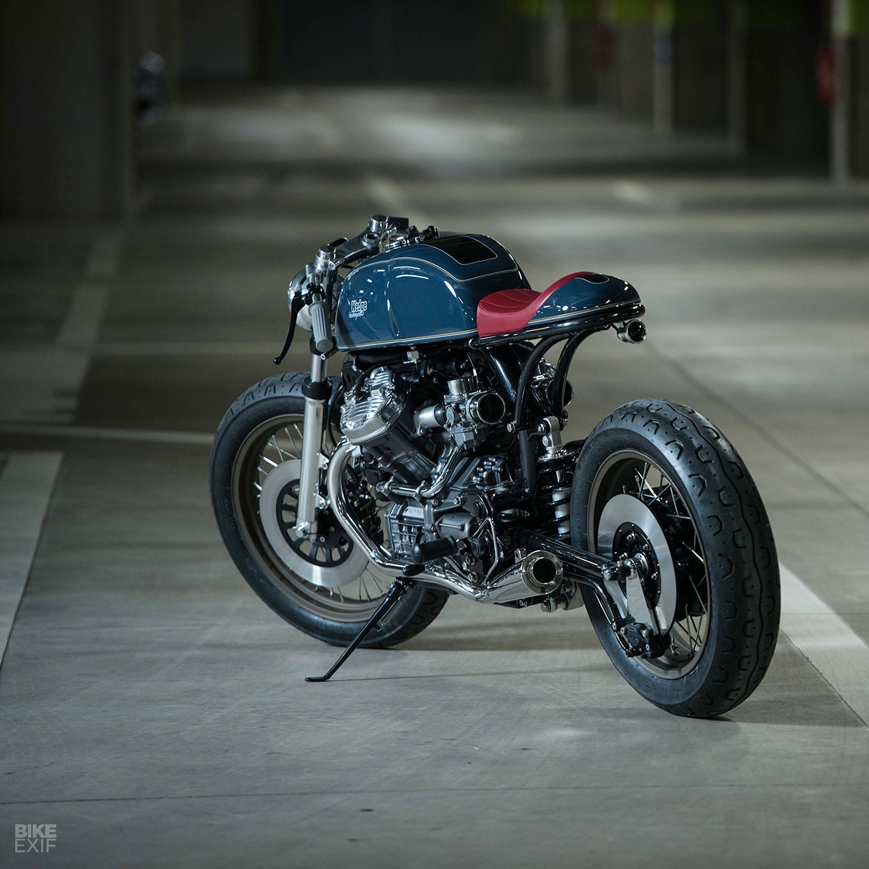 Honda GL400 phong cach Cafe racer anh 2