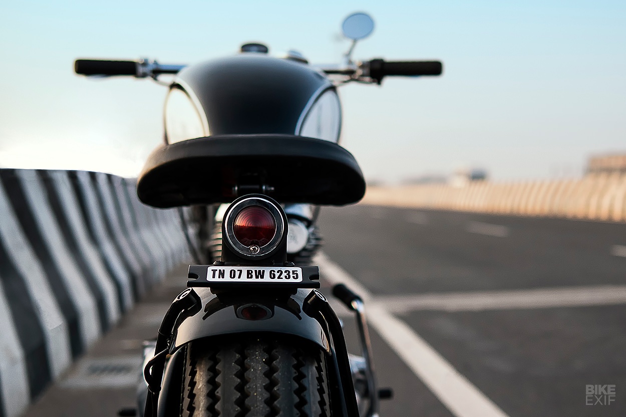Royal Enfield 500 phong cach Bobber tu An Do anh 4