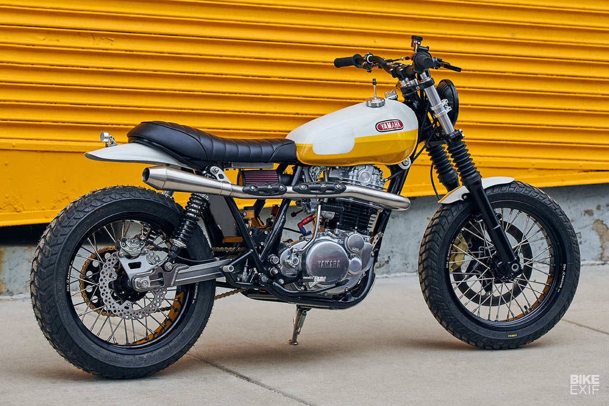 'Tia nang vang' Yamaha SR500 Scrambler tai Chicago hinh anh
