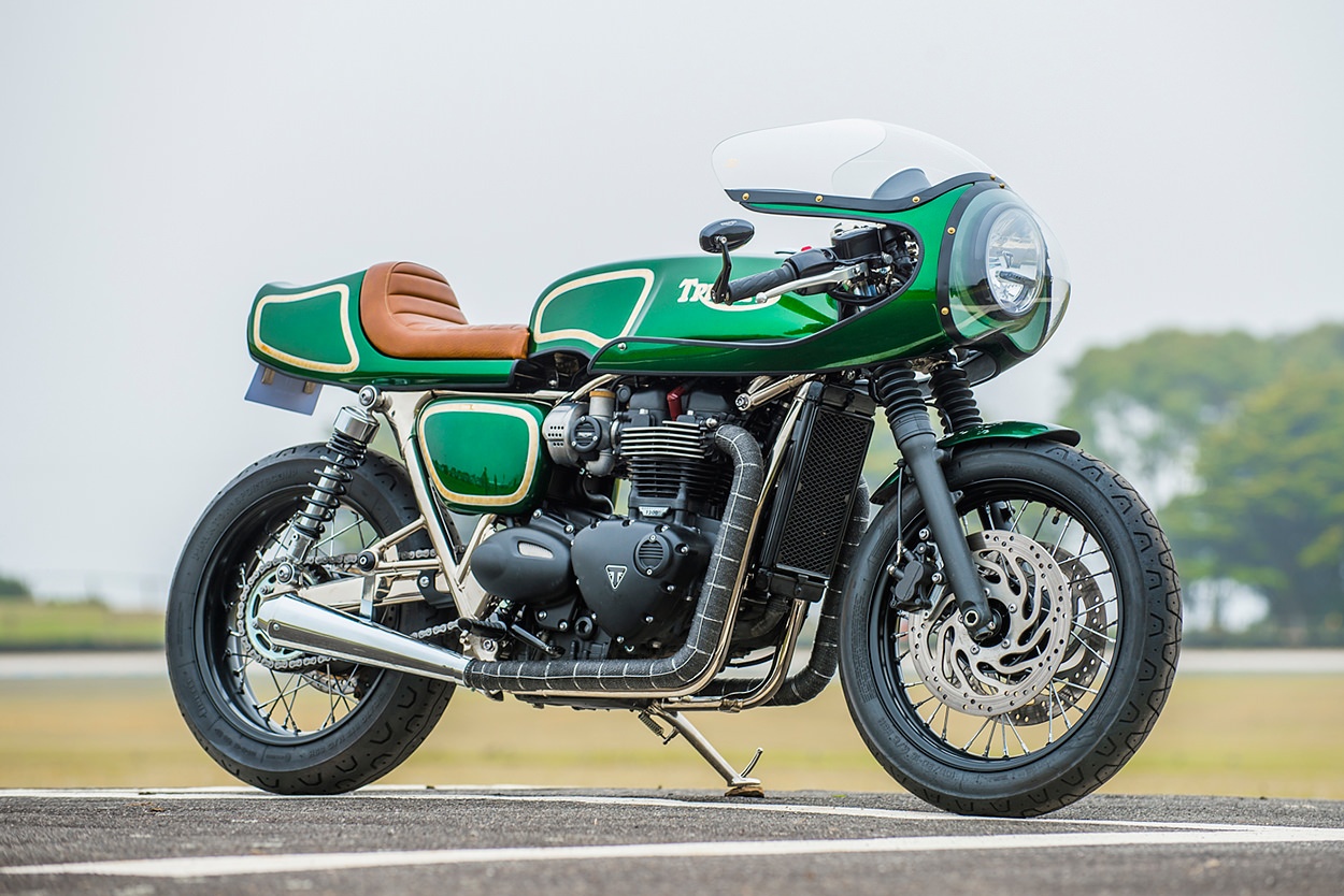 Xe do Triumph T120 Cafe racer xanh ngoc bich la lam hinh anh