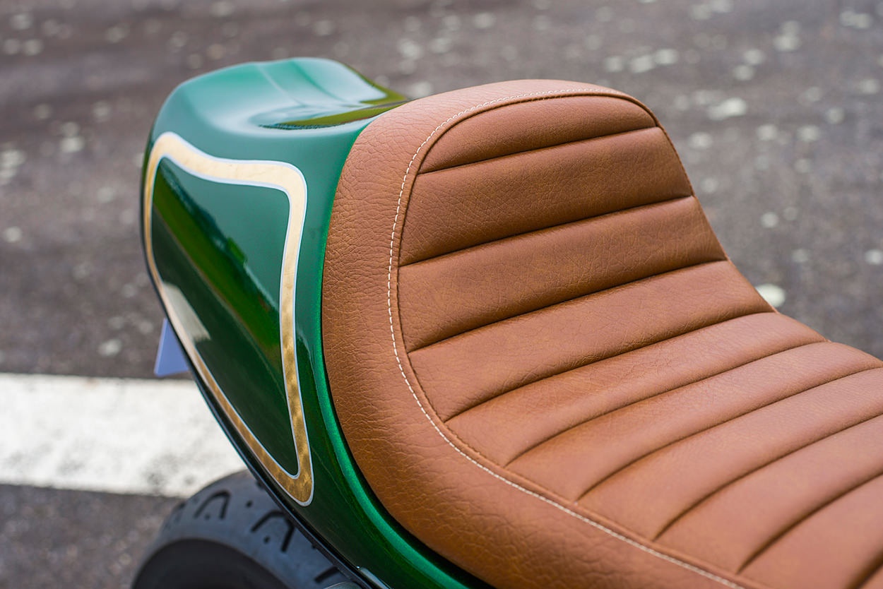 Xe do Triumph T120 Cafe racer anh 9