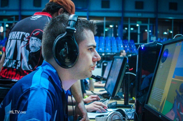 Tuyen thu bi phat vi gian lan anh 8