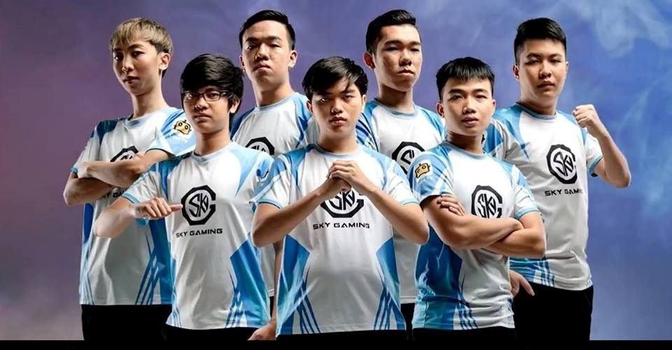 Nhieu game thu bi to 'cay thue', Lien Minh Huyen Thoai VN day song hinh anh