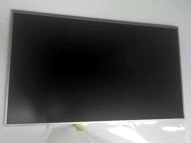 Man hinh 4K gia re anh 3