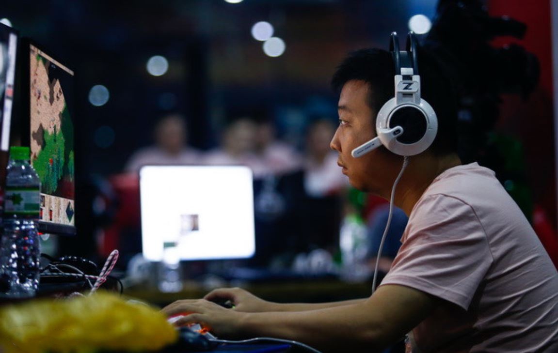 5 cao thu AoE TQ sap dung do Chim Se Di Nang la ai? hinh anh