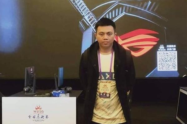 Cao thu PES so mot VN Tam Figo dung buoc o giai the gioi hinh anh