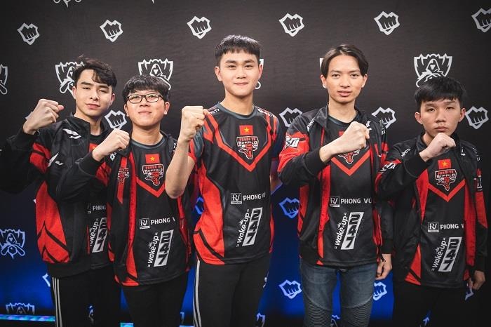 Doi tuyen LMHT Viet Nam tham du MSI: 'Chung toi muon lot top 4' hinh anh