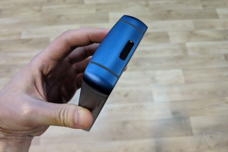 Dien thoai cuc gach Energizer Power Max P18K Pop anh 5