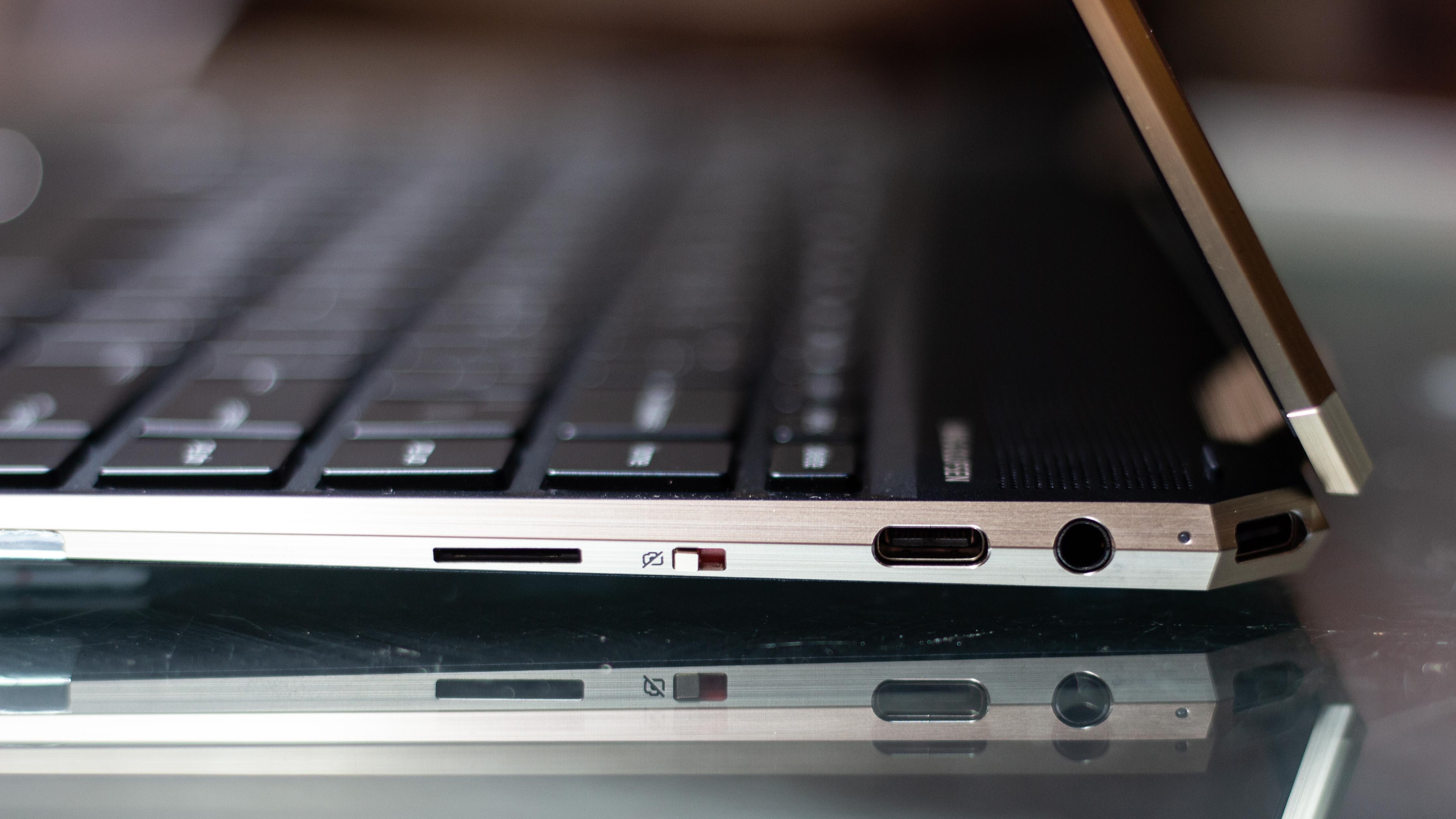 Danh gia HP Spectre x360 13 anh 2