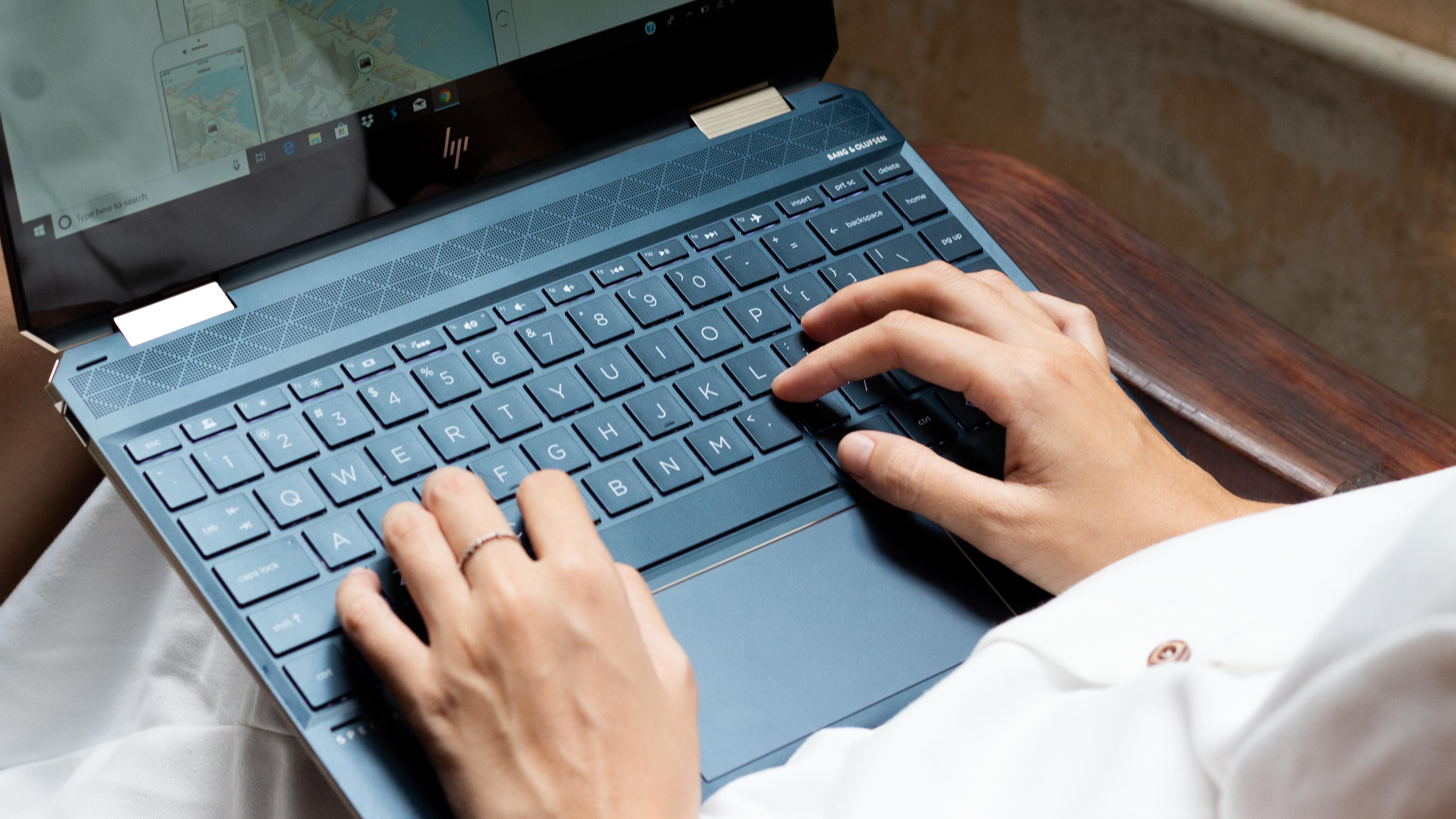 Danh gia HP Spectre x360 13 anh 6