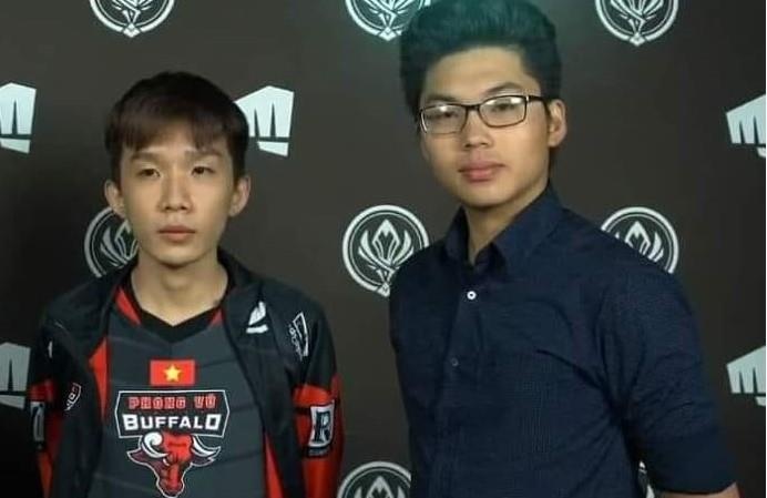 'Cuu nguy' PVB, phien dich vien 2K gay chu y o giai LMHT MSI 2019 hinh anh