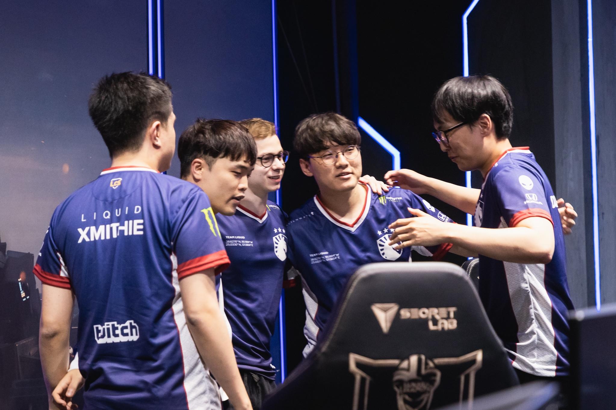 Phong Vu Buffalo thua Team Liquid anh 1