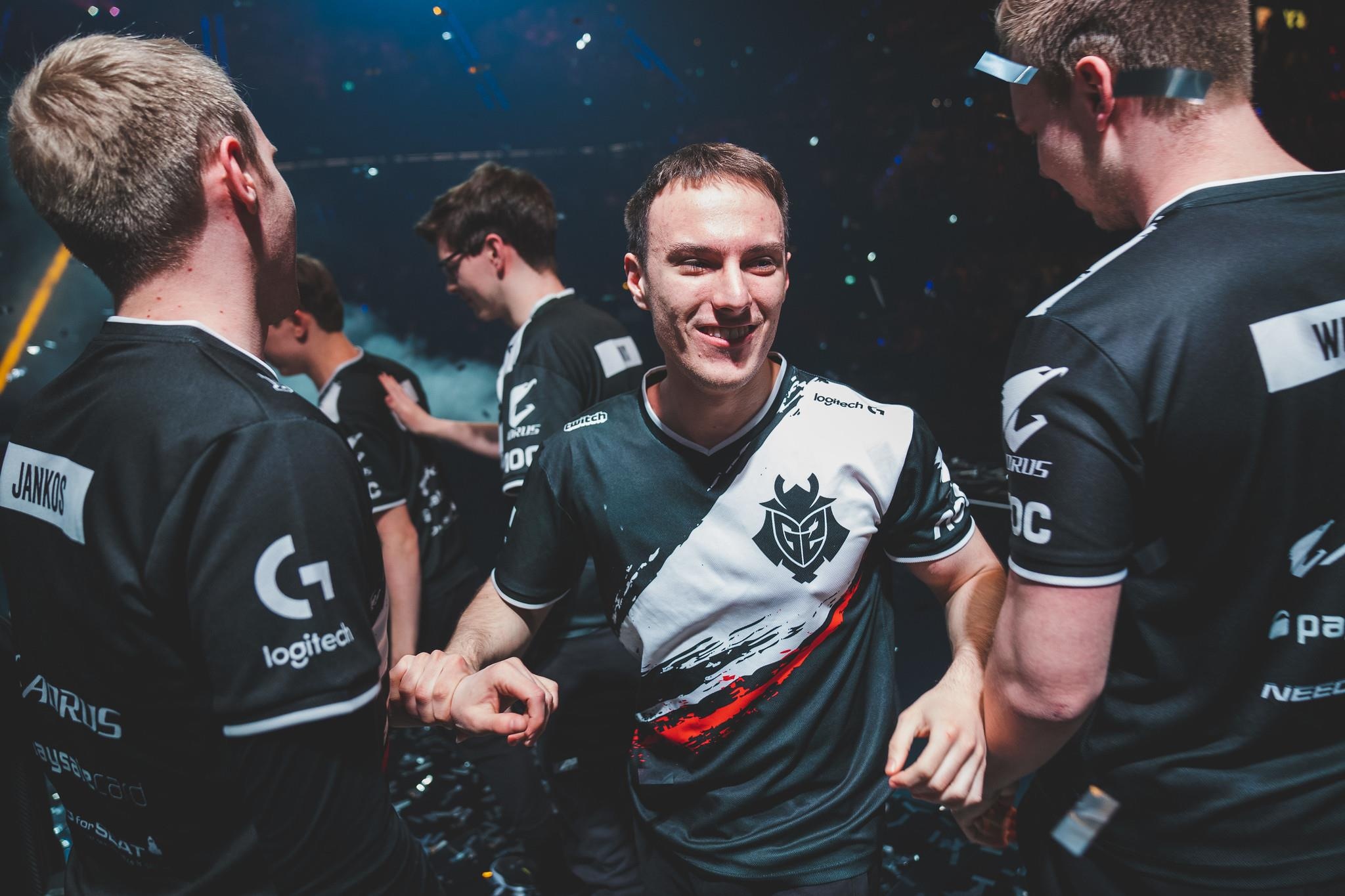 Nhung sieu sao LMHT vong bang MSI anh 8