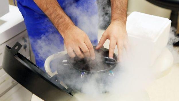 trao luu dong lanh trung cua gioi nha giau anh 1