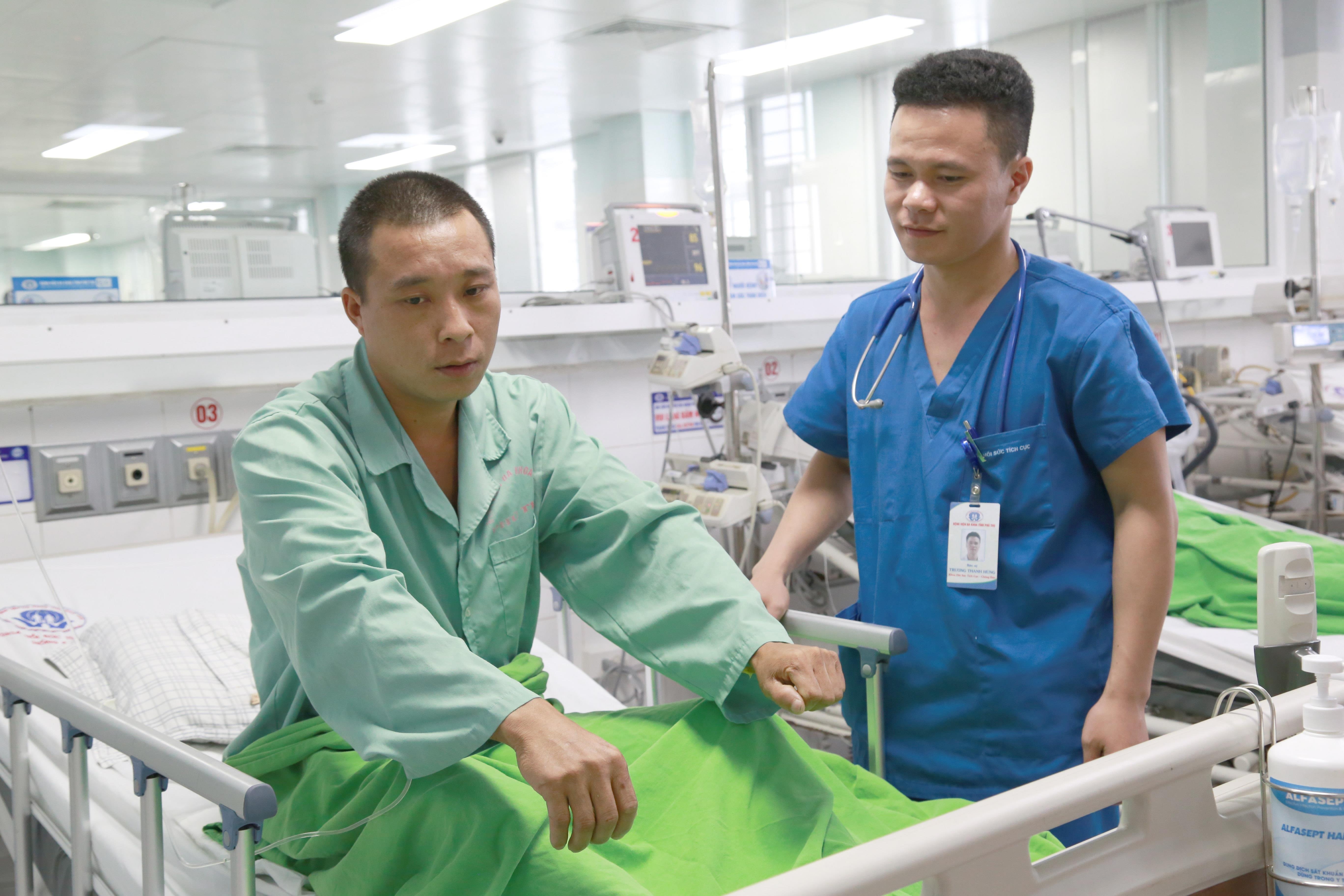 bị rắn cạp nia cắn khi đang ngủ ảnh 1 bi ran cap nia can khi dang ngu anh 1