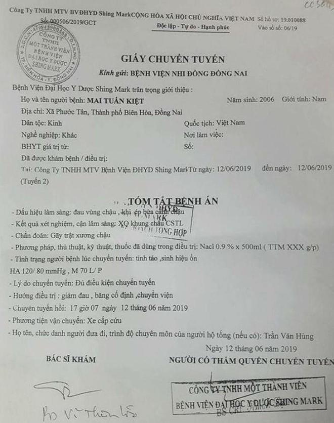 bé trai gãy xương nhưng bị mổ ruột thừa ảnh 2 be trai gay xuong nhung bi mo ruot thua anh 2