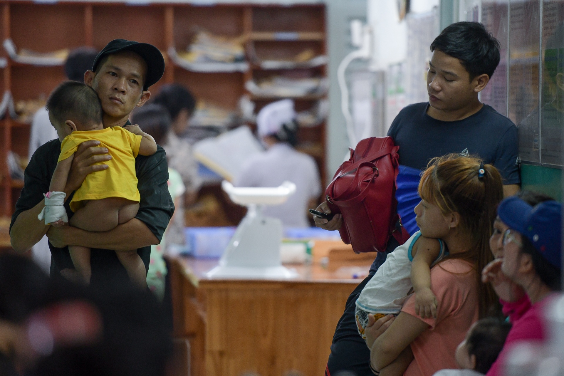 tre nhap vien do benh ho hap anh 6