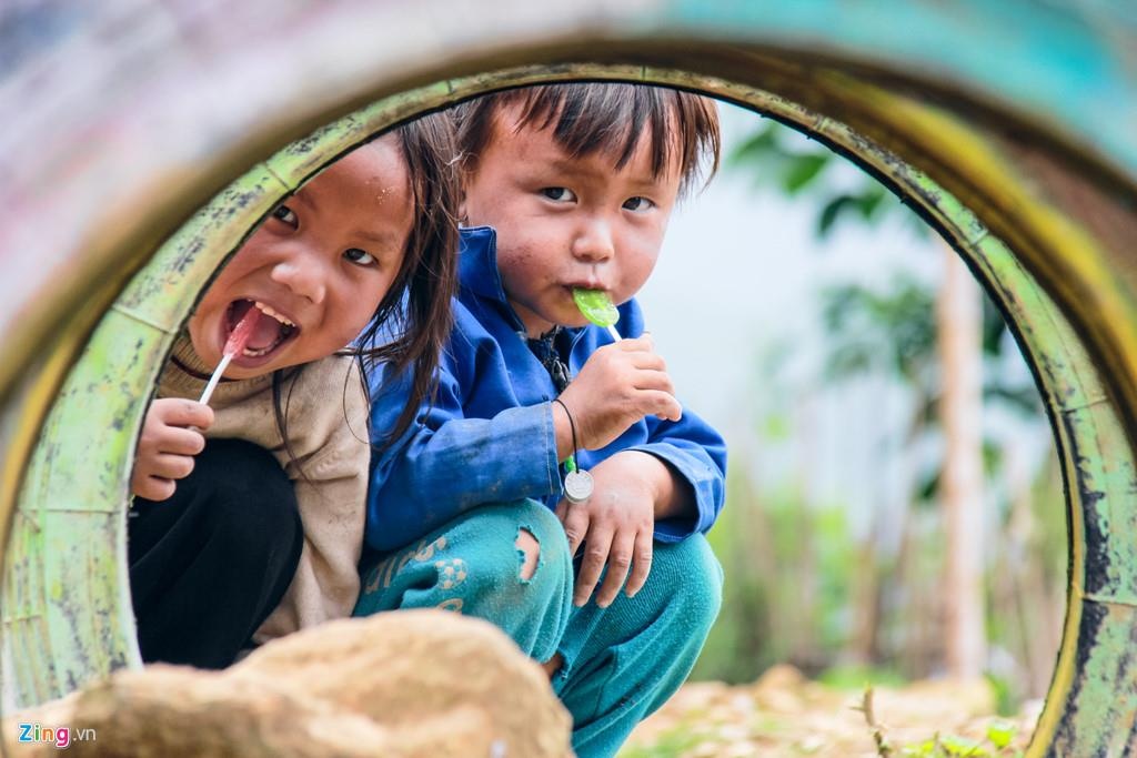 Tre em Viet Nam thap coi hang dau the gioi hinh anh