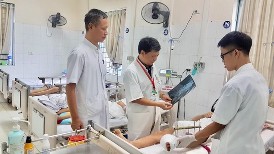 hóc xương cá ảnh 1 hoc xuong ca anh 1