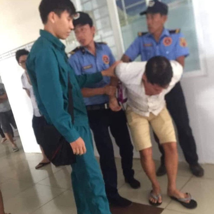 bắt trộm trong bệnh viện ảnh 1 bat trom trong benh vien anh 1