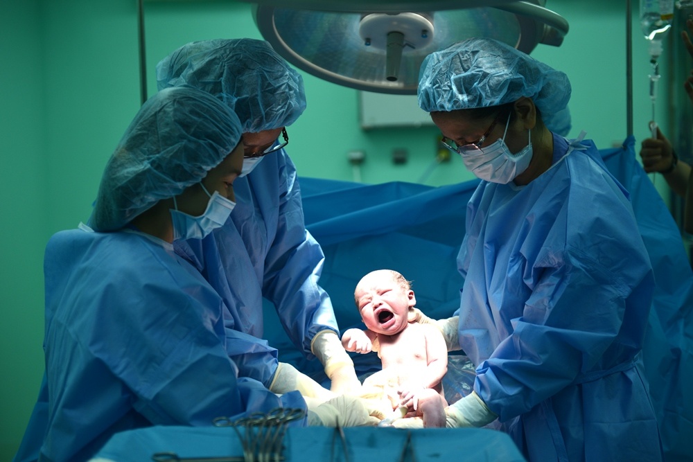 sản phụ sinh con thuận tự nhiên ảnh 1 san phu sinh con thuan tu nhien anh 1