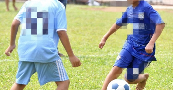 Bi sut bong trung bung, nam sinh 13 tuoi roi vao hon me hinh anh