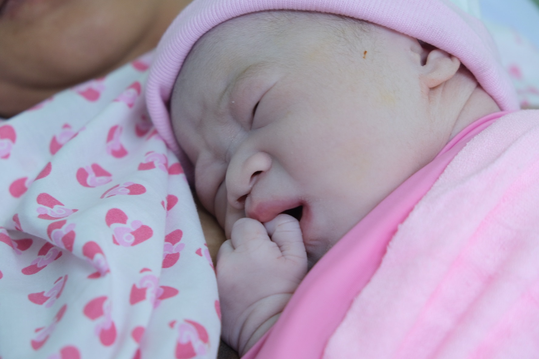 Nhung cong dan dau tien chao doi nam 2020 hinh anh