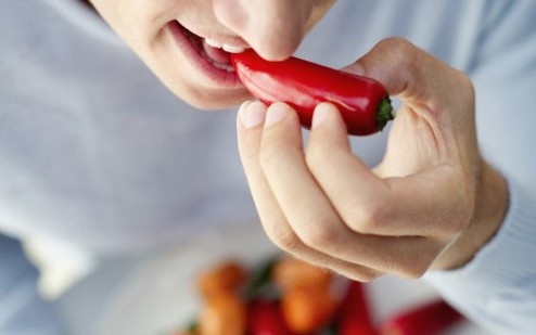 Mieng ot ket trong duong tho khien nguoi dan ong ho hon hai thang hinh anh