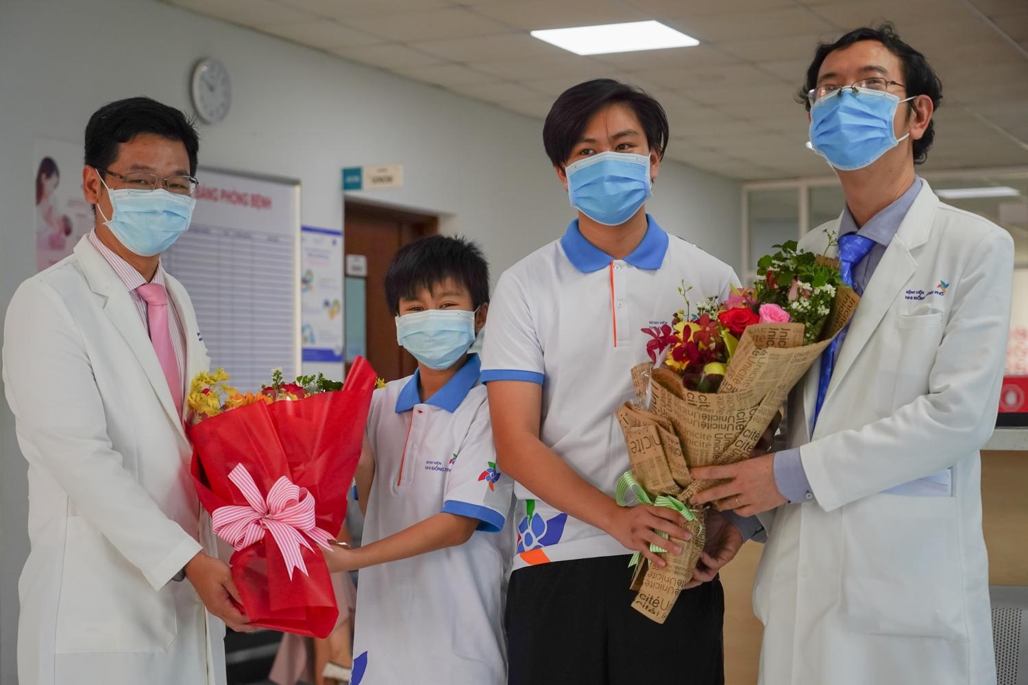 be trai 10 tuoi mac Covid-19 anh 3