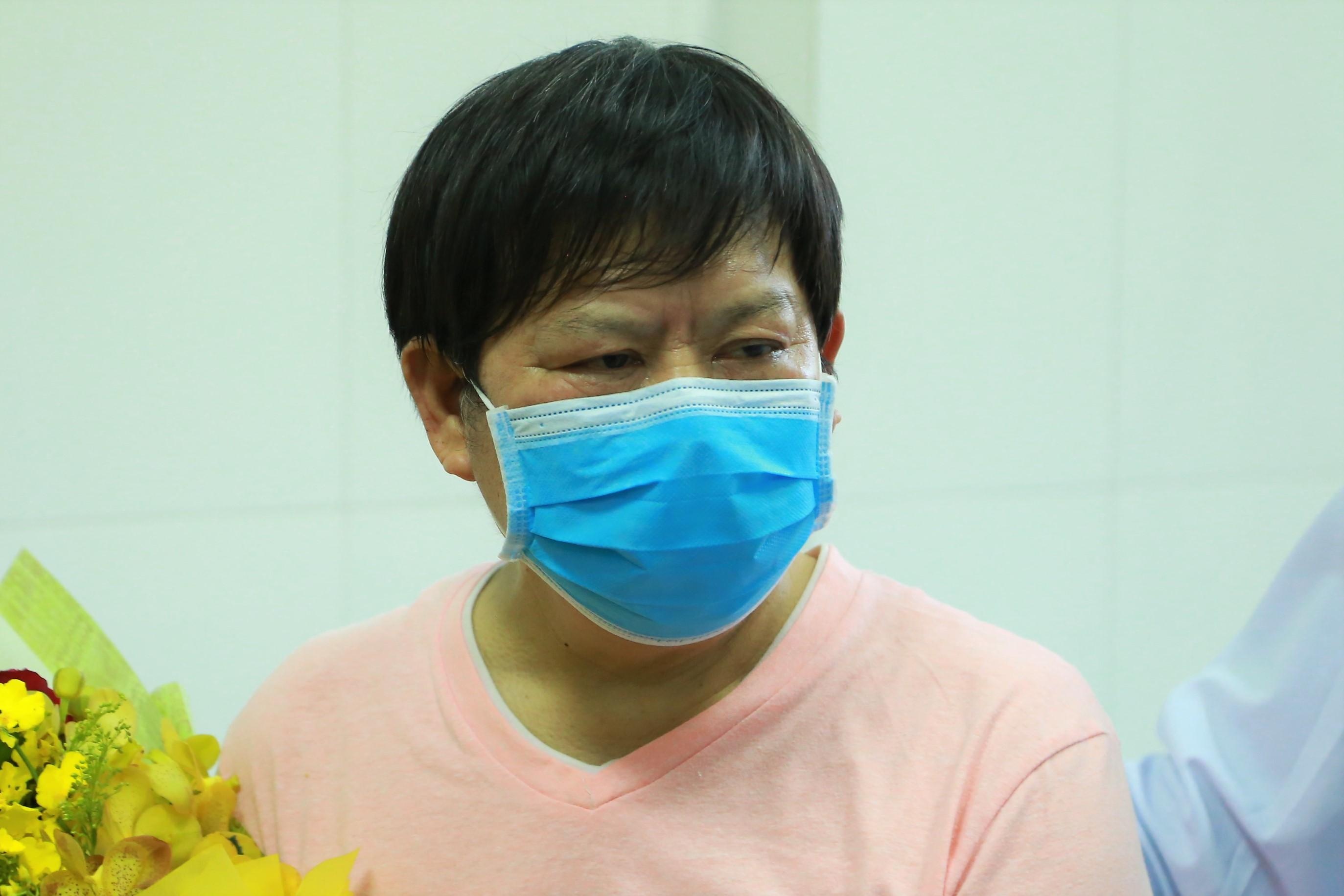 Nguoi dau tien duoc phat hien nhiem virus corona o Viet Nam khoi benh hinh anh