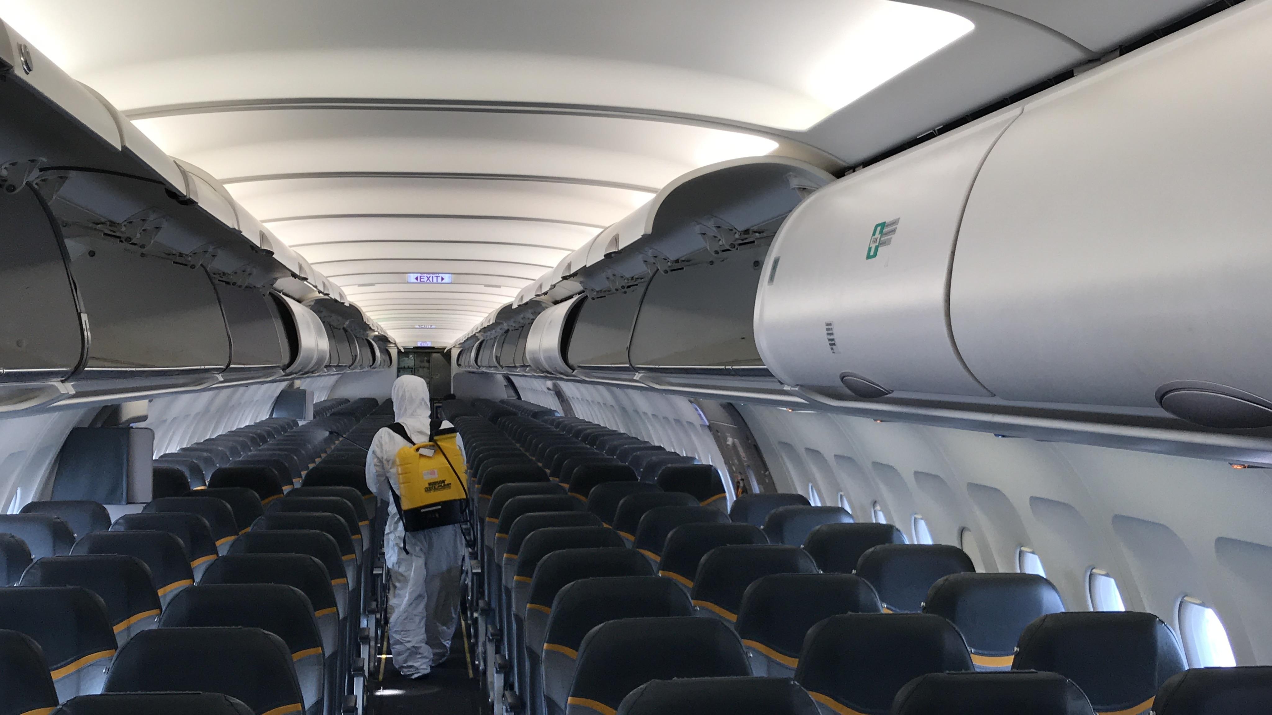 tieu doc khu trung may bay anh 1