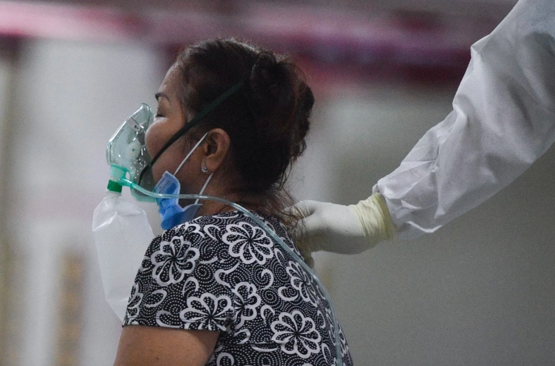 So Y te TP.HCM ly giai tinh huong nguoi tiem vaccine van mac Covid-19 hinh anh