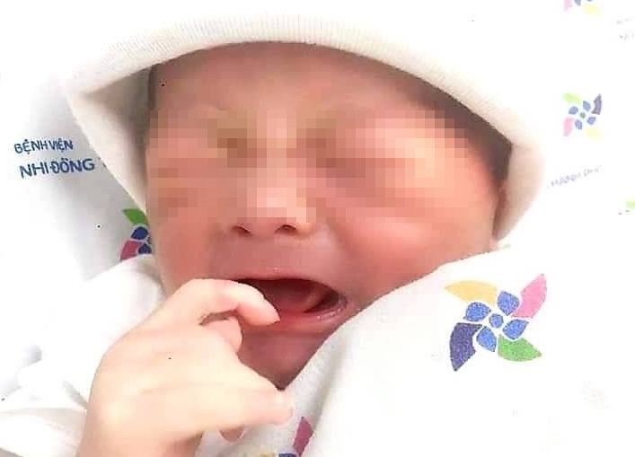 bé sơ sinh bị bỏ rơi  ảnh 1 be so sinh bi bo roi anh 1
