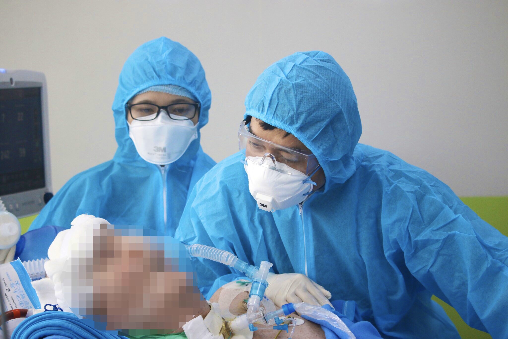 Benh nhan 91 co the giao tiep bang loi noi hinh anh