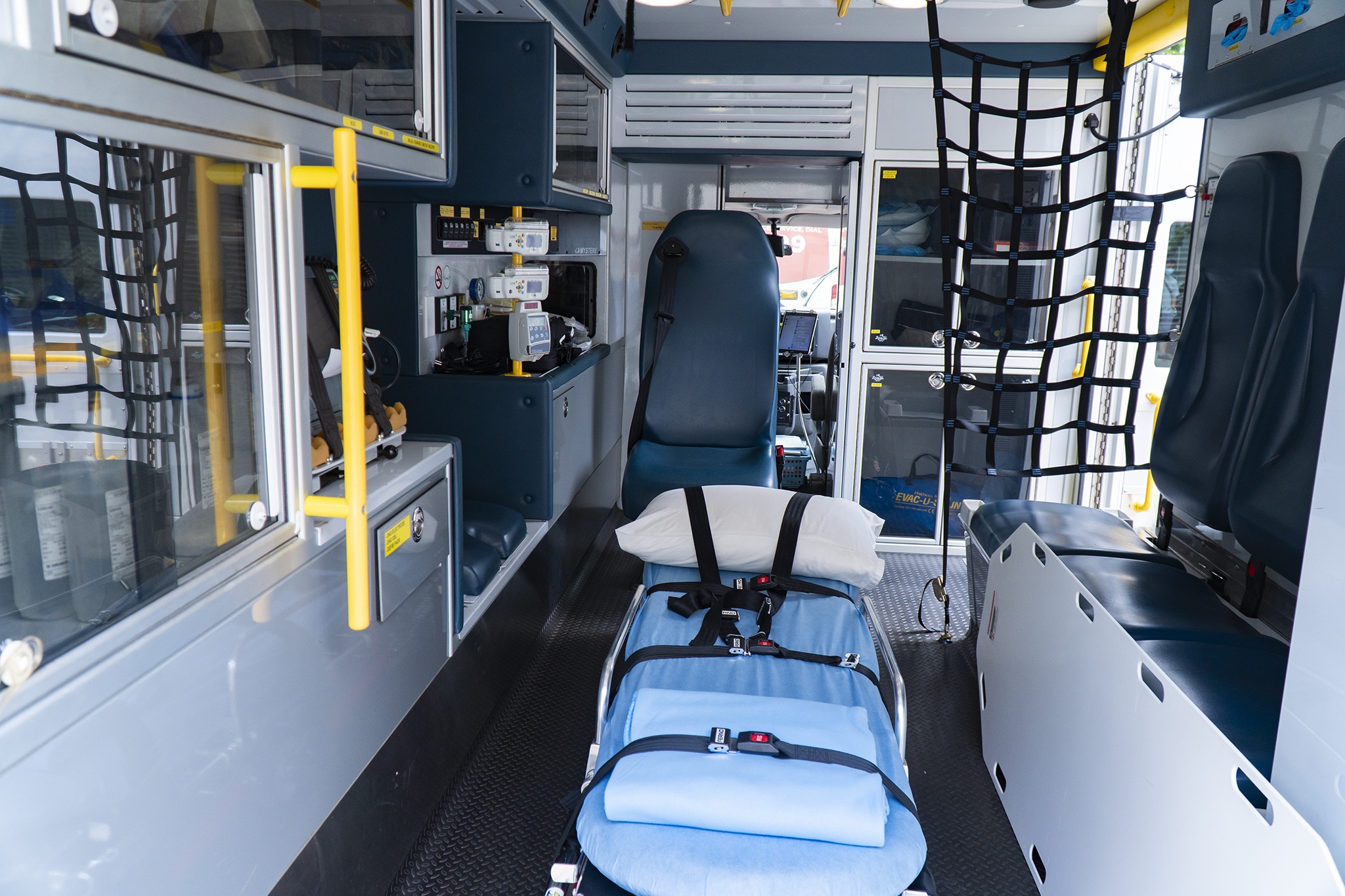 van chuyen benh nhan 91 ve nuoc anh 4