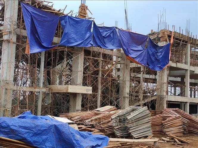 Cuu nam thanh nien nga tu gian giao cao 7 m hinh anh