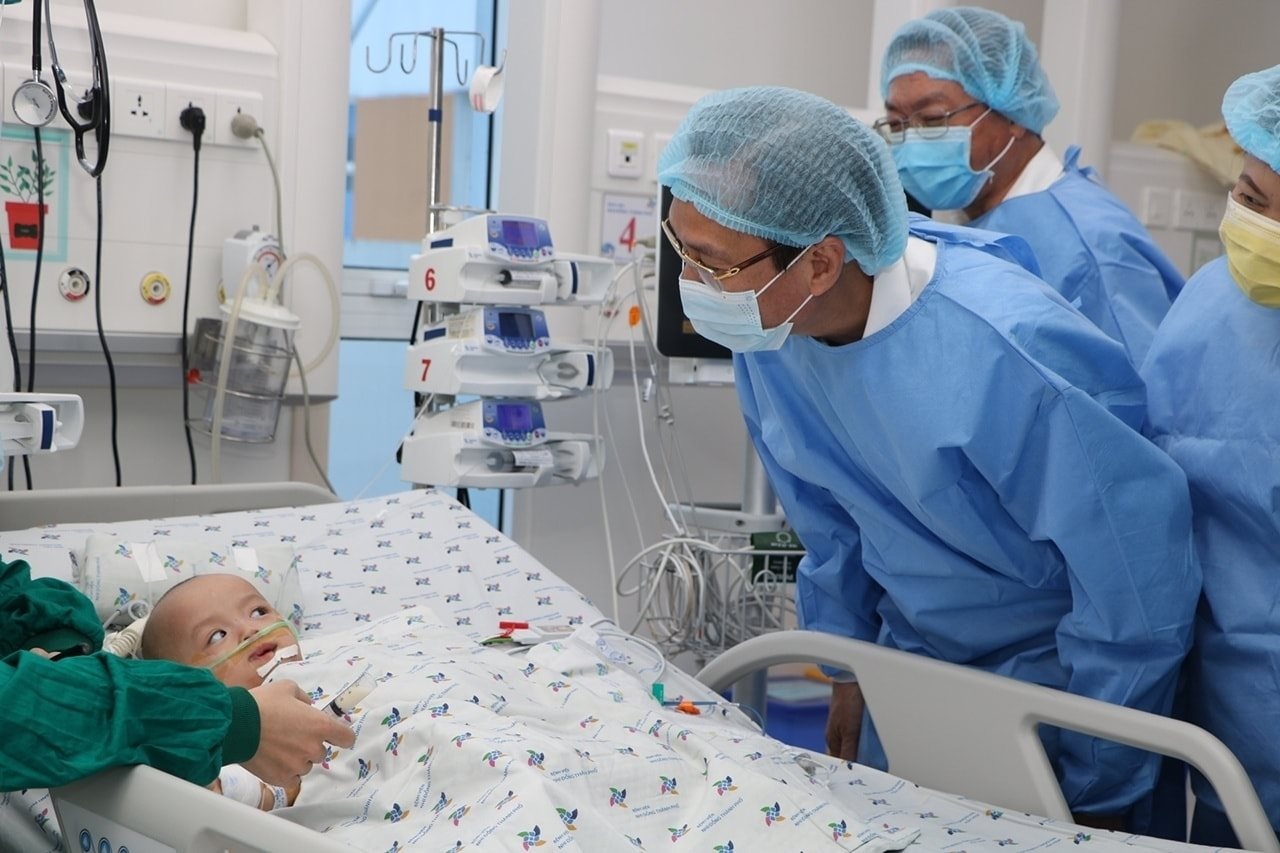 trúc nhi diệu nhi cai máy thở ảnh 1 truc nhi dieu nhi cai may tho anh 1