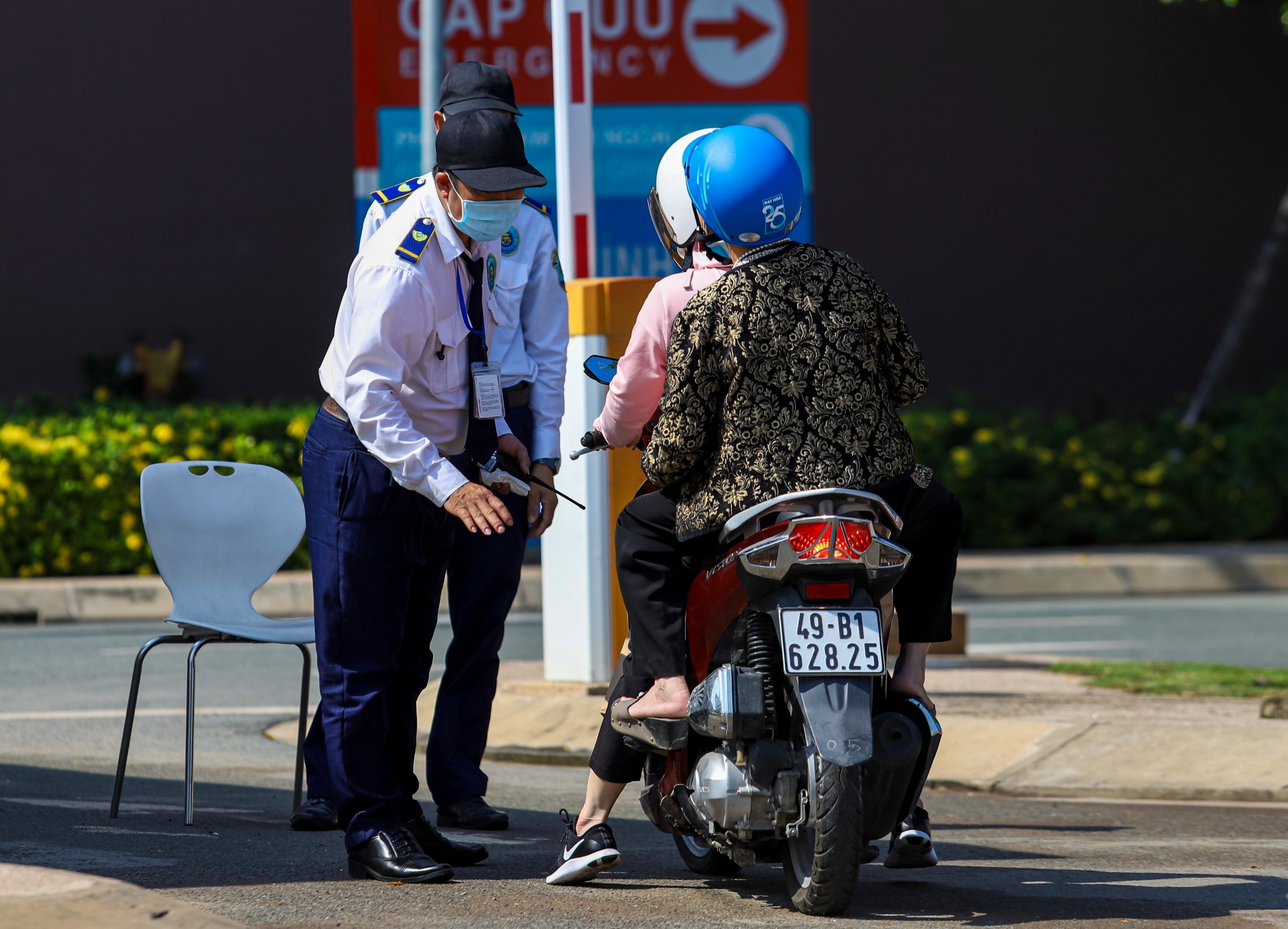 tiep te tai benh vien quoc te city anh 3