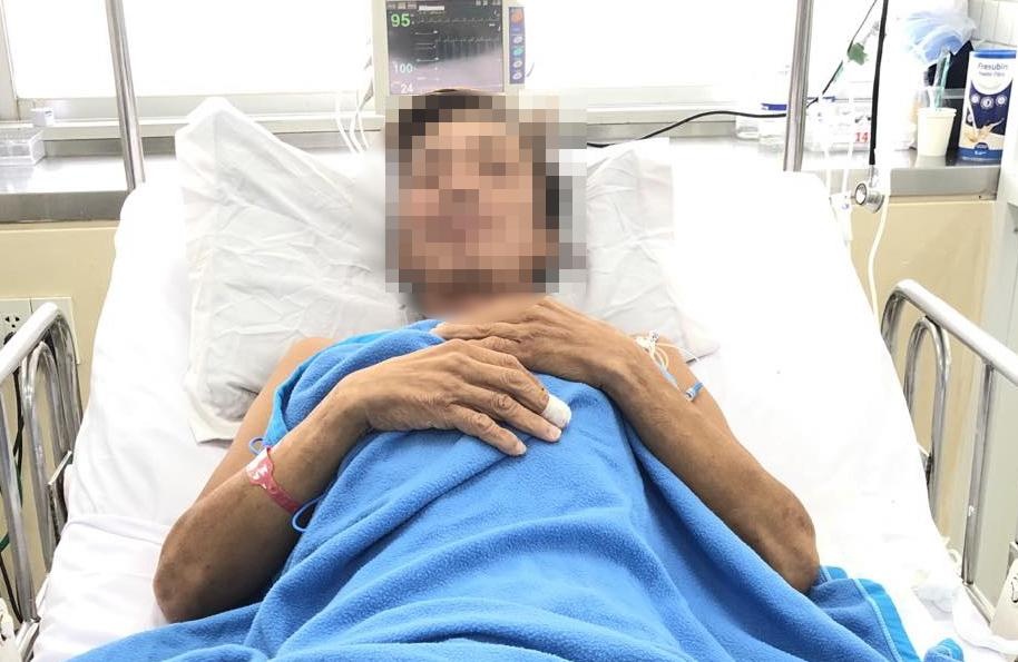 nguoi dan ong bi ran ho can anh 1