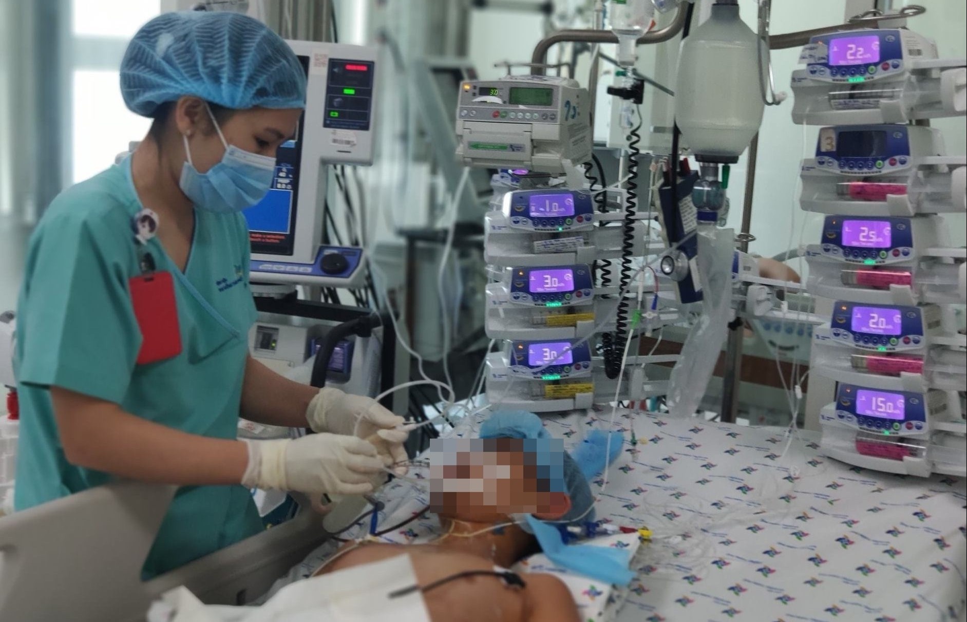 Nam sinh 12 tuoi bi viem co tim hinh anh