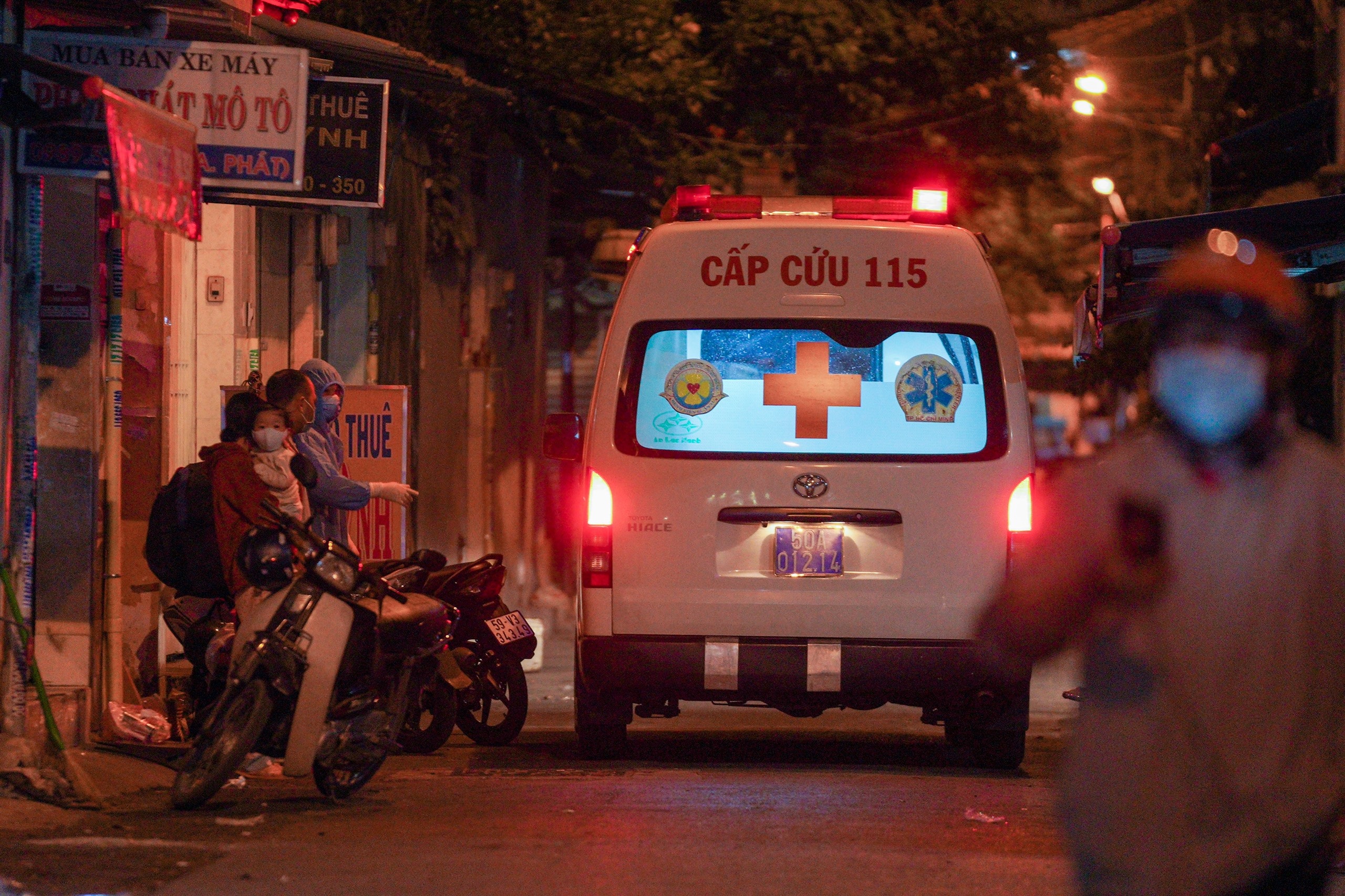 ca Covid-19 tai TP.HCM,  Binh Duong anh 1