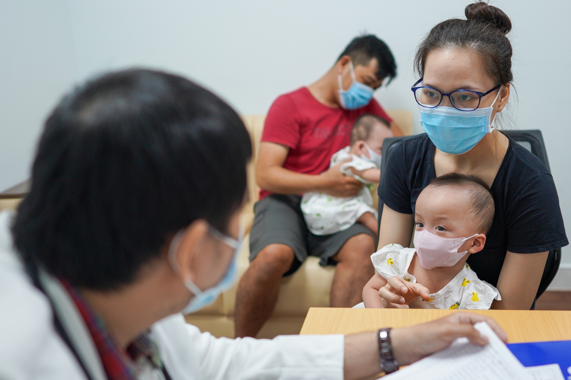 truc nhi va dieu nhi xuat vien anh 2